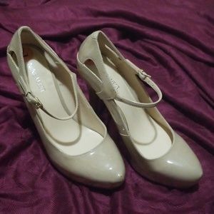 Gorgeous Nine West 5in Heels